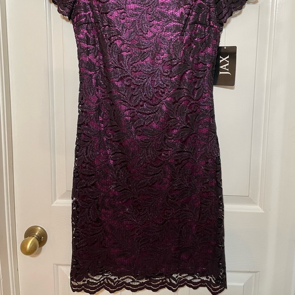 💋 NWT Jax STUNNING Purple/Black Lace Shortsleeved Midi Dress Size 4 - Picture 5 of 15